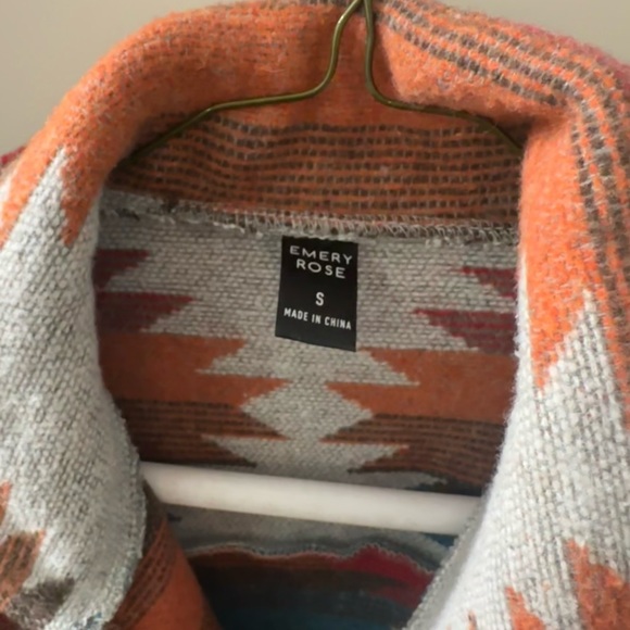 Small Aztec Shacket - Picture 3 of 4